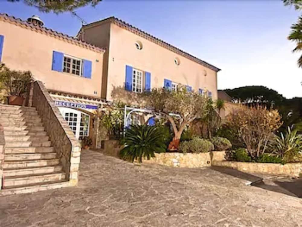 Hôtel Jas Neuf Sainte-Maxime Exterior foto