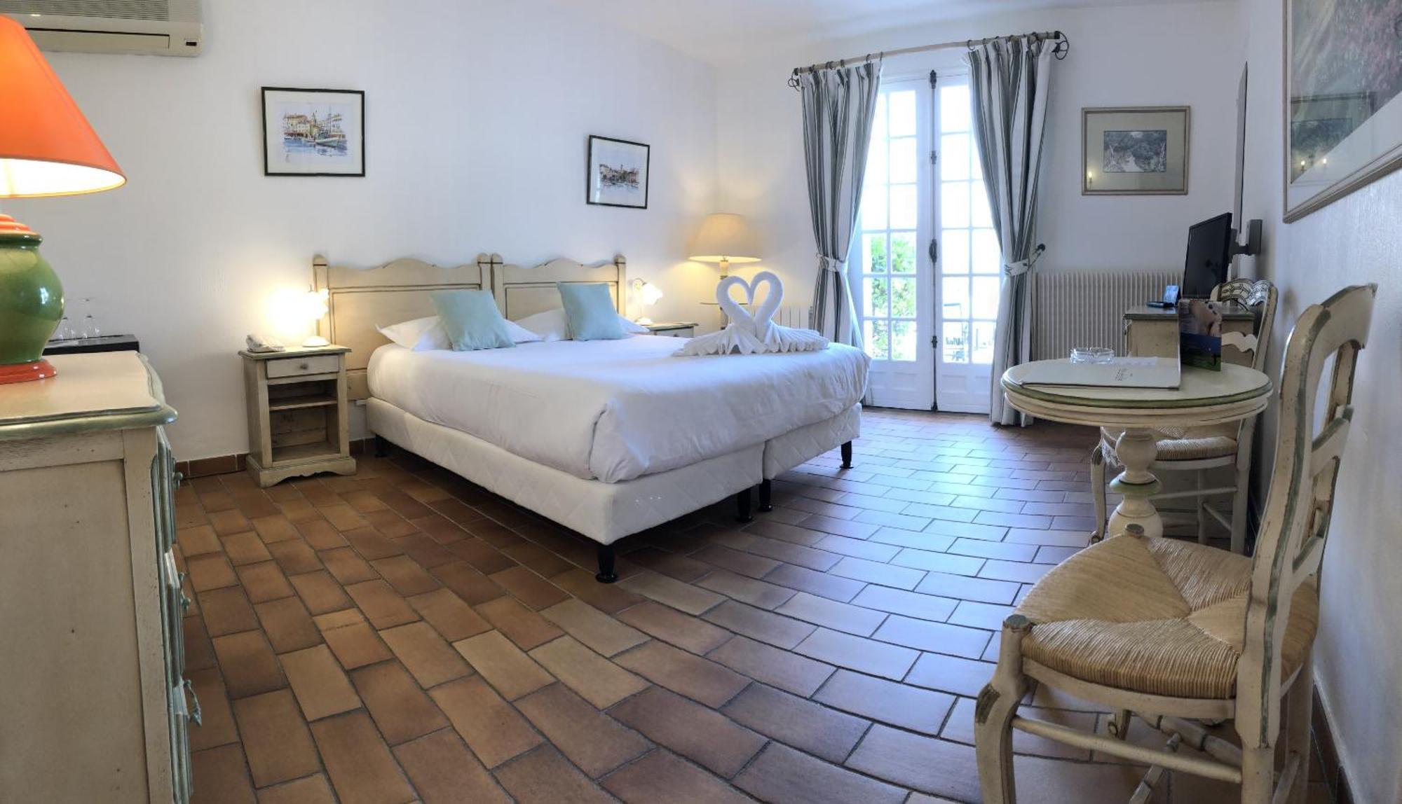 Hôtel Jas Neuf Sainte-Maxime Exterior foto